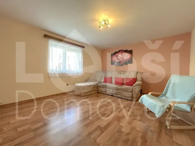 Prodej rodinného domu, Vlčice, 185 m2