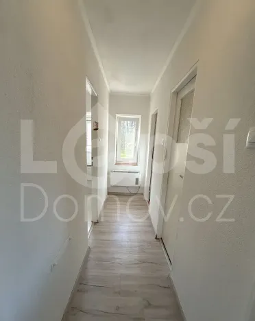 Prodej rodinného domu, Vlčice, 185 m2