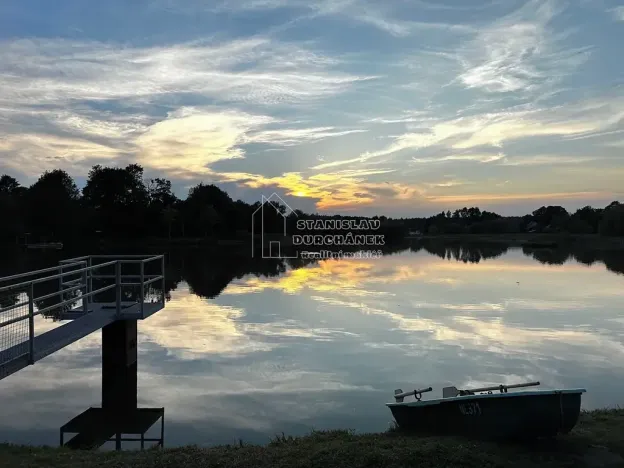 Prodej pozemku pro bydlení, Nová Ves, 1713 m2