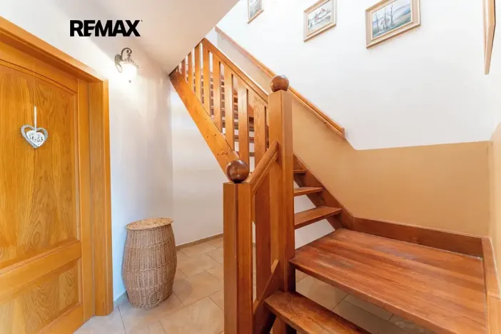 Prodej vícegeneračního domu, Předenice, 399 m2