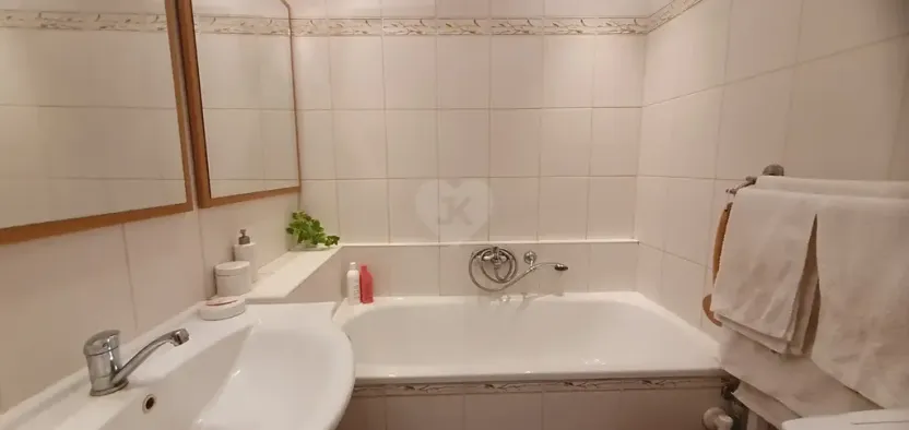 Pronájem bytu 3+1, Praha - Žižkov, Na rovnosti, 75 m2