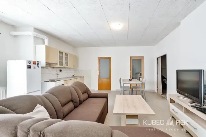 Prodej rodinného domu, Kamenice nad Lipou, Dobšova, 270 m2