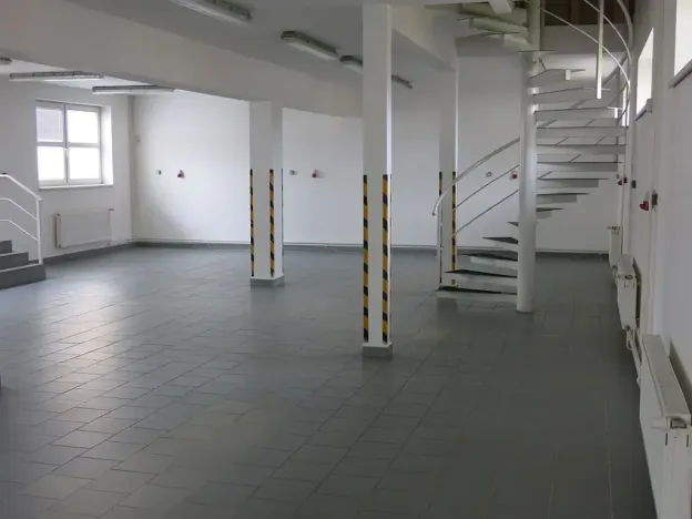 Pronájem skladu, Písek, K Lipám, 684 m2