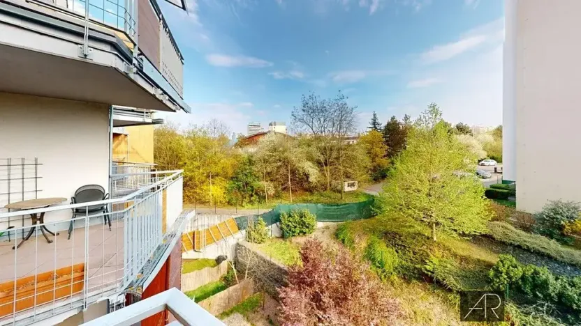 Pronájem bytu 3+kk, Praha - Podolí, Jeremenkova, 84 m2