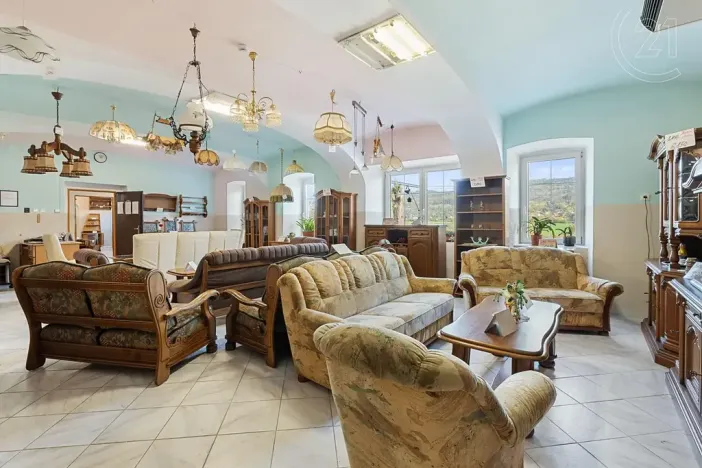 Prodej komerční nemovitosti, Děčín, Vilsnická, 900 m2