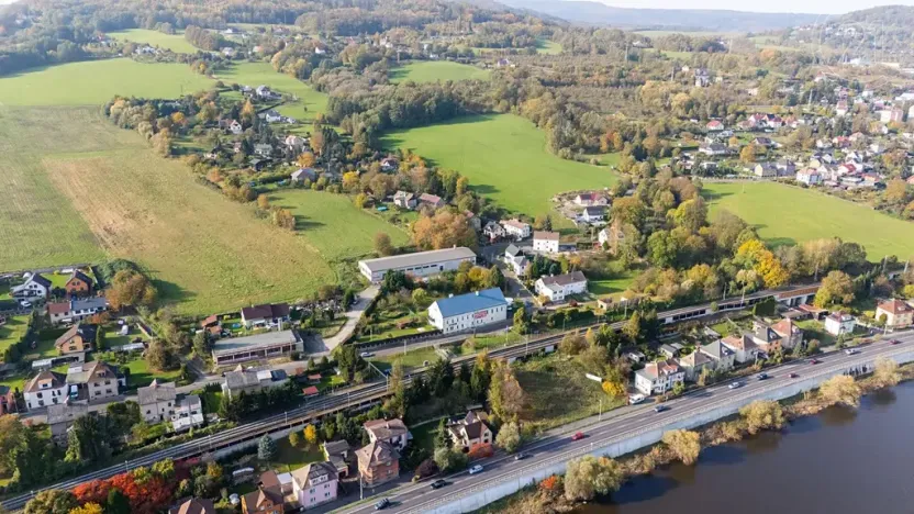 Prodej komerční nemovitosti, Děčín, Vilsnická, 900 m2