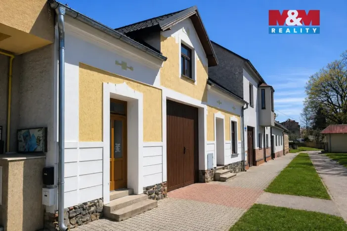 Prodej obchodního prostoru, Zruč nad Sázavou, náměstí MUDr. J. Svobody, 106 m2