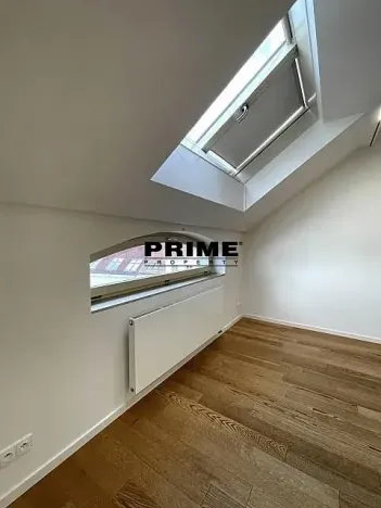 Pronájem bytu 3+1, Praha - Bubeneč, U akademie, 130 m2