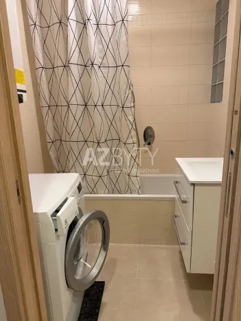 Pronájem bytu 1+kk, Praha - Strašnice, V olšinách, 39 m2