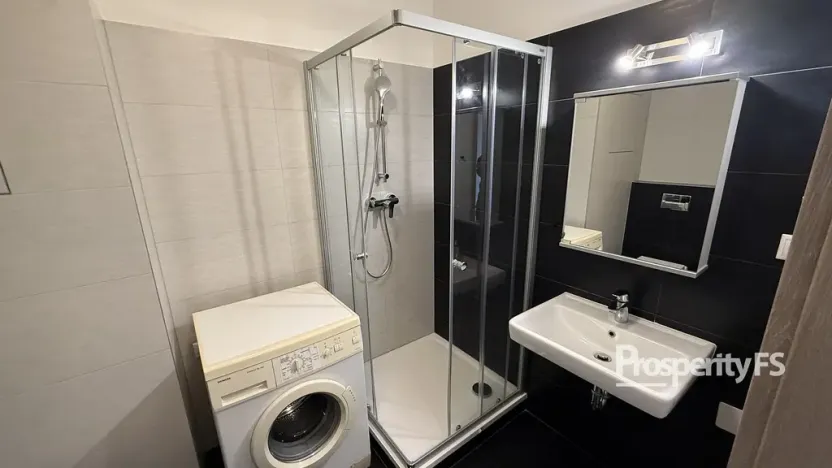 Pronájem bytu 2+kk, Rosice, Karla IV., 54 m2