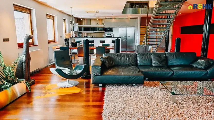 Prodej komerční nemovitosti, Hradec Králové, Petra Jilemnického, 950 m2