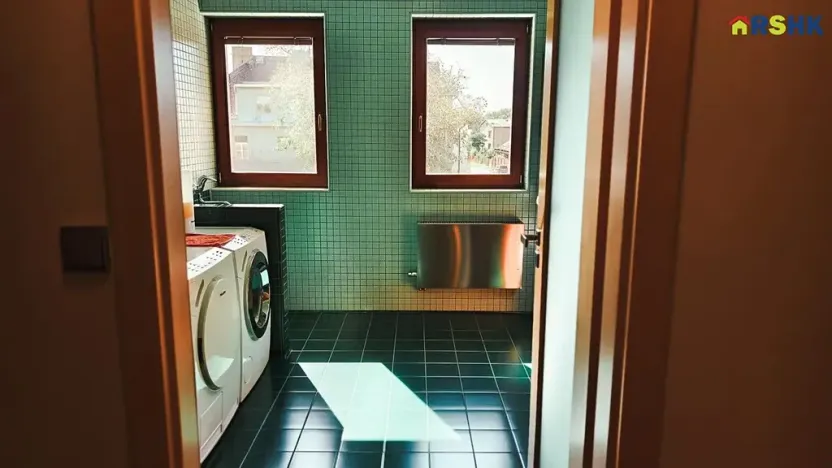 Prodej komerční nemovitosti, Hradec Králové, Petra Jilemnického, 950 m2