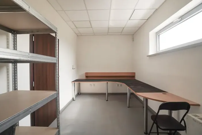 Pronájem kanceláře, Bystřany, Teplická, 420 m2