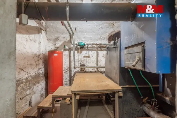 Prodej činžovního domu, Veselí nad Lužnicí - Veselí nad Lužnicí II, Nádražní, 1121 m2