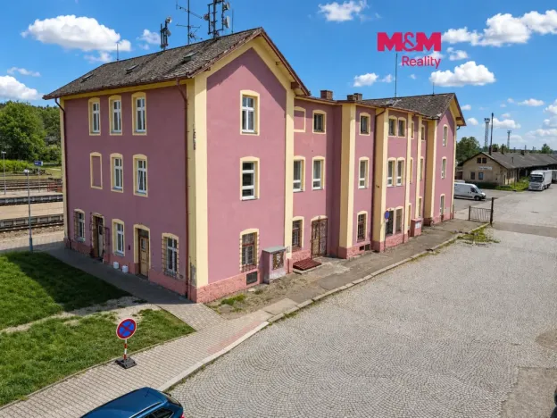 Prodej činžovního domu, Veselí nad Lužnicí - Veselí nad Lužnicí II, Nádražní, 1121 m2
