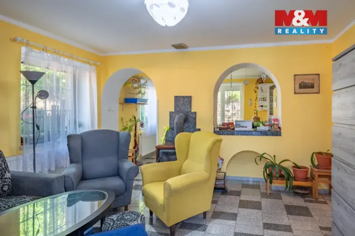 Prodej rodinného domu, Hajany, 285 m2