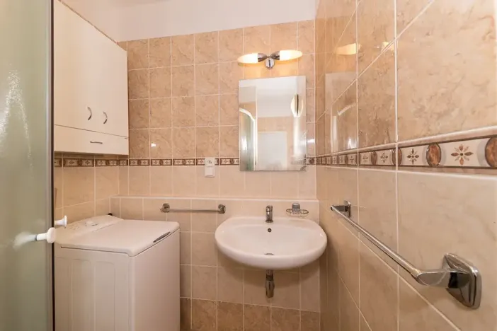 Prodej bytu 2+1, Přeštice, Tř. 1. máje, 52 m2