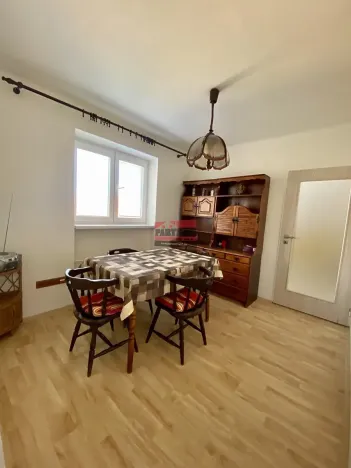 Pronájem bytu 4+1, Tábor, Husinecká, 107 m2