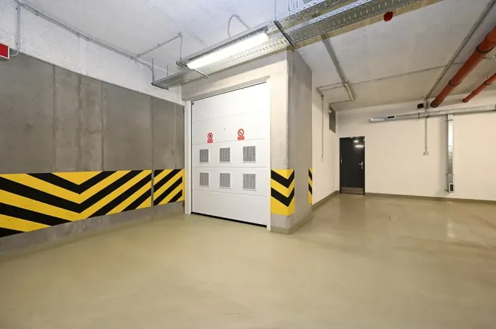 Pronájem bytu 1+kk, Praha - Liboc, Evropská, 51 m2