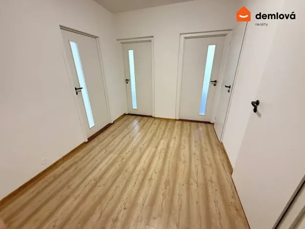 Pronájem bytu 3+1, Praha - Letňany, Místecká, 65 m2