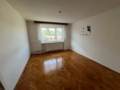 Prodej bytu 3+1, Slavětín nad Metují, 65 m2