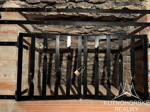 Pronájem obchodního prostoru, Kutná Hora, Václavské náměstí, 270 m2