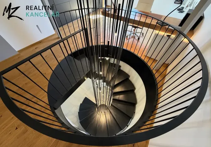 Prodej rodinného domu, Slatinky, 258 m2