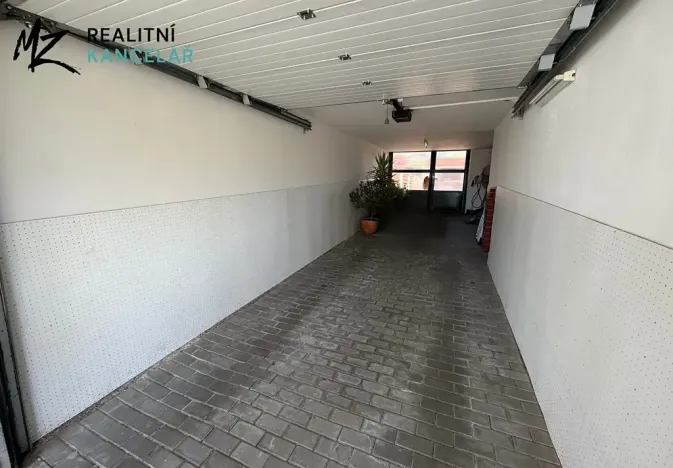 Prodej rodinného domu, Přáslavice, 300 m2