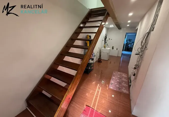 Prodej rodinného domu, Zborovice, Lesní, 260 m2