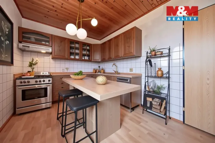 Prodej rodinného domu, Červený Kostelec - Olešnice, 166 m2