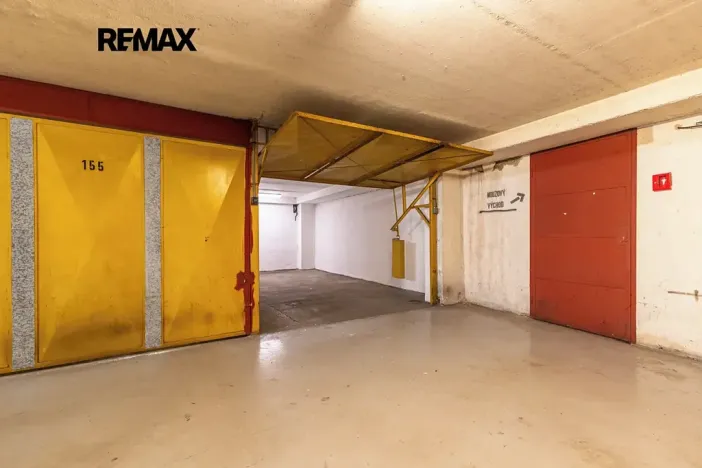 Prodej garáže, Praha - Liboc, Navigátorů, 19 m2