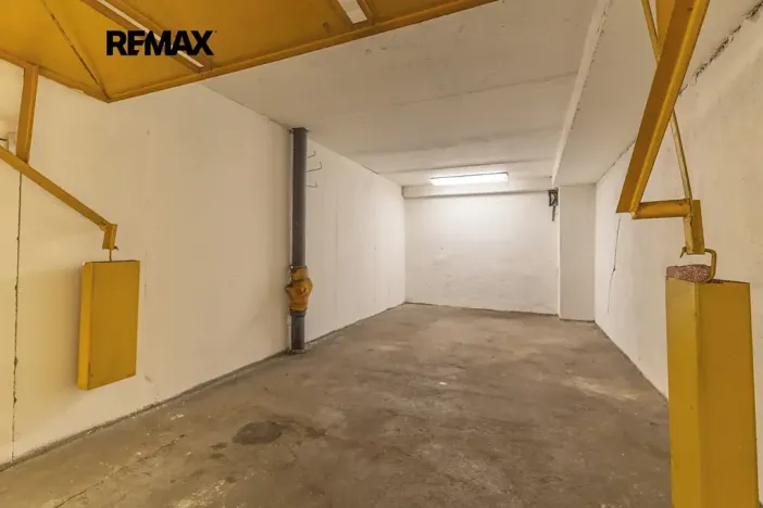 Prodej garáže, Praha - Liboc, Navigátorů, 19 m2