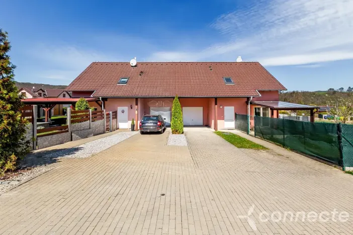 Prodej bytu 4+1, Trubín, Na Vyhlídce, 121 m2