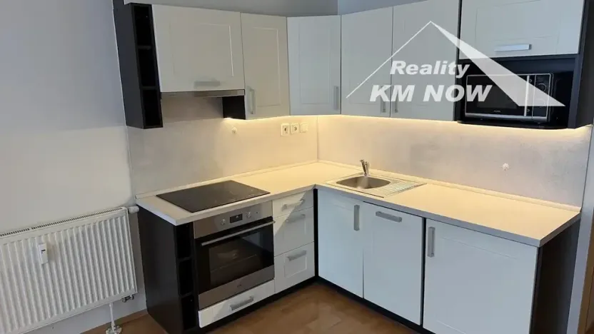 Pronájem bytu 1+kk, Kroměříž, Riegrovo náměstí, 37 m2