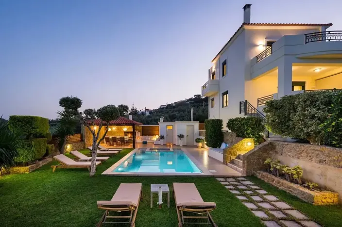 Prodej rodinného domu, Afráta, Řecko, 200 m2