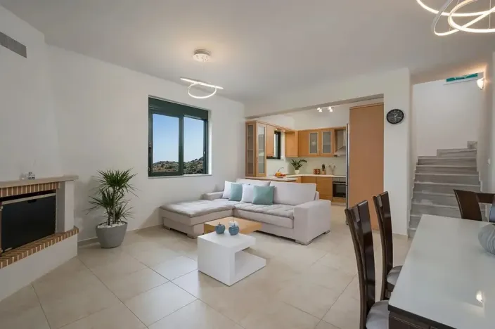 Prodej rodinného domu, Afráta, Řecko, 200 m2