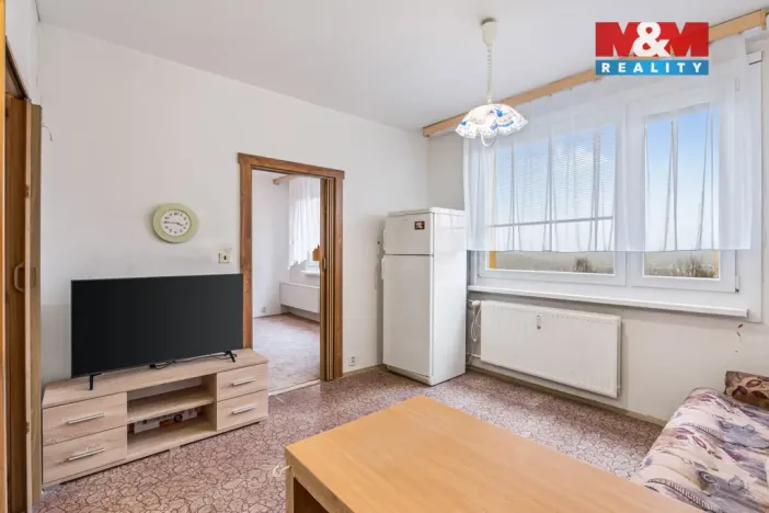 Pronájem bytu 1+1, Ústí nad Labem - Mojžíř, Peškova, 32 m2