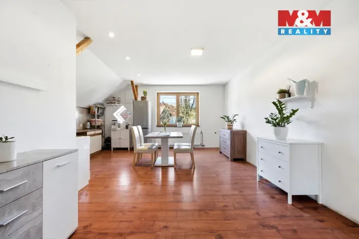 Prodej rodinného domu, Železný Brod - Bzí, 313 m2