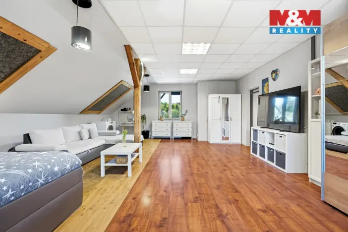 Prodej rodinného domu, Železný Brod - Bzí, 313 m2