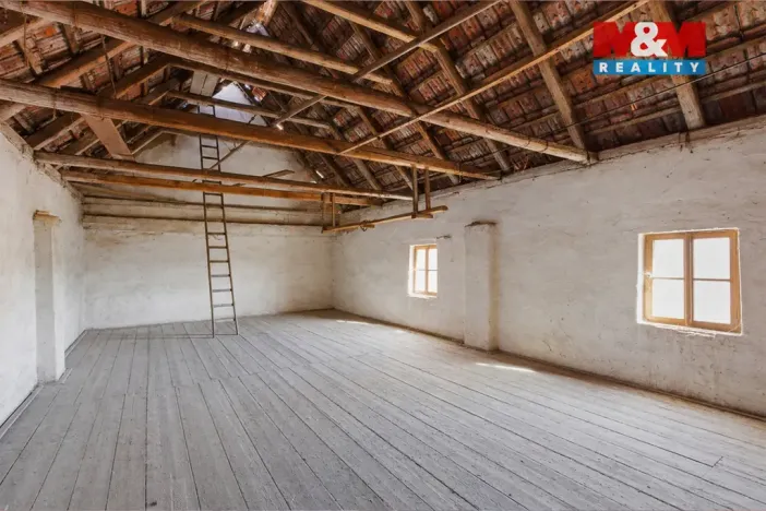 Prodej zemědělské usedlosti, Kněževes, Pražská, 90 m2