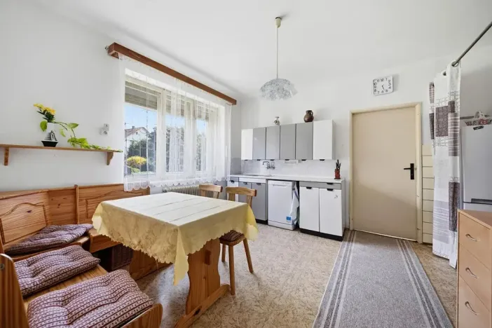 Prodej rodinného domu, Holice, Vrchlického, 100 m2