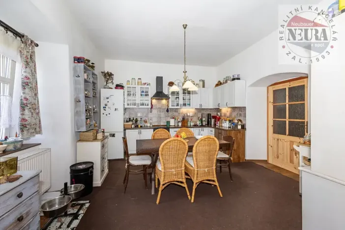 Prodej rodinného domu, Rabí, 325 m2