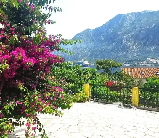 Prodej rodinného domu, Prčanj, Černá Hora, 70 m2