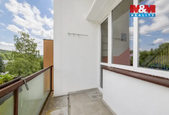 Pronájem bytu 1+1, Luby, Tovární, 38 m2