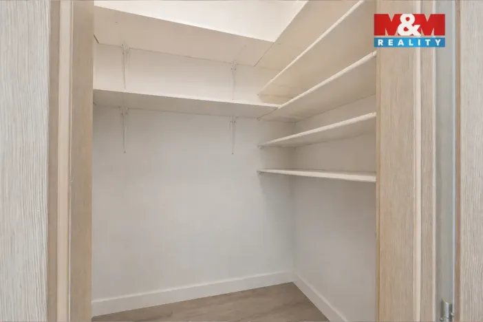 Prodej bytu 3+1, Kladno - Kročehlavy, Havanská, 70 m2