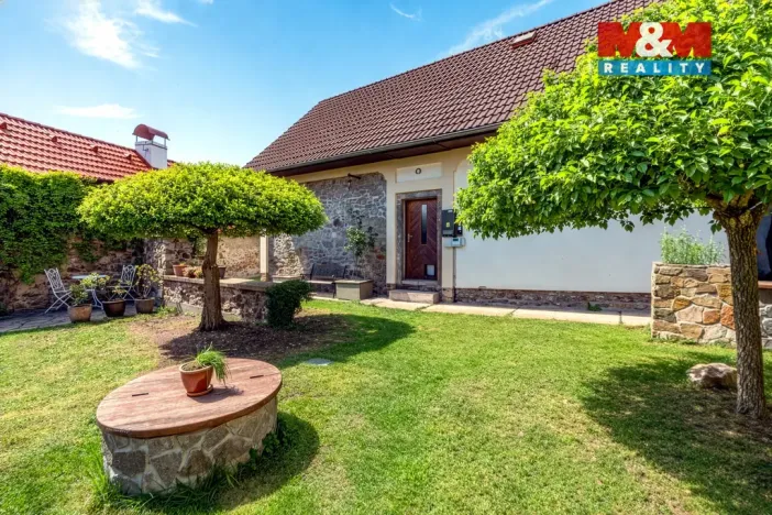 Prodej rodinného domu, Divišov, Horní náměstí, 213 m2