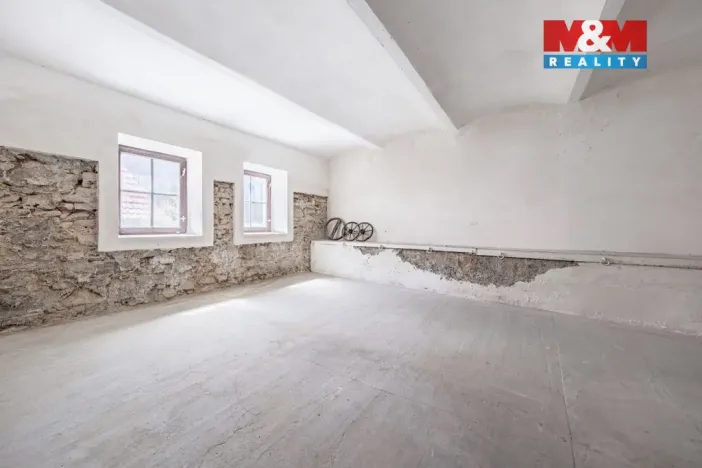 Prodej rodinného domu, Divišov, Horní náměstí, 213 m2