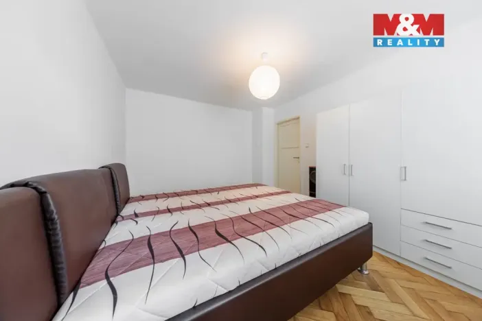 Prodej rodinného domu, Cheb, Kostelní náměstí, 148 m2