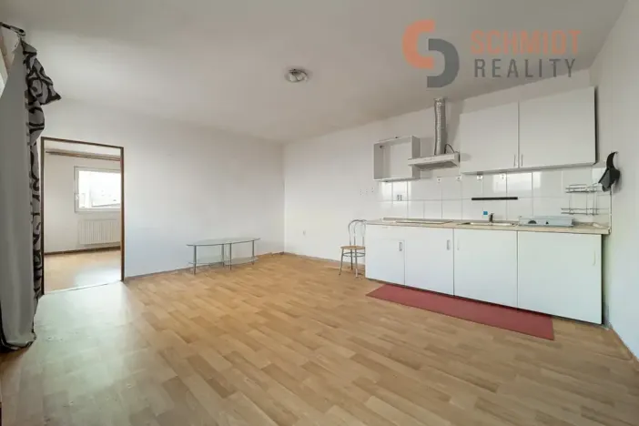 Prodej obchodního prostoru, Břeclav, 17. listopadu, 900 m2