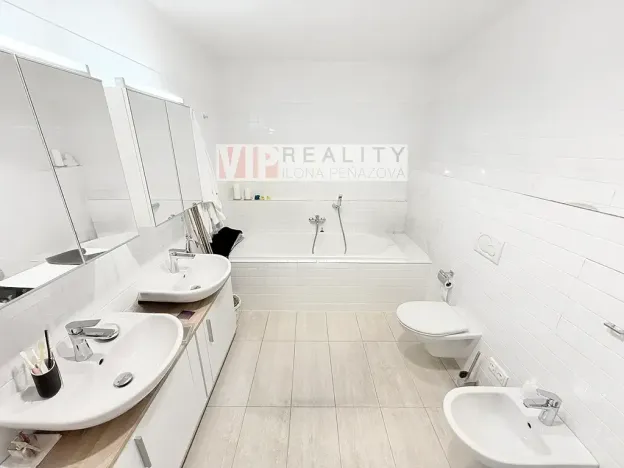 Pronájem bytu 2+kk, Brno, Spáčilova, 82 m2